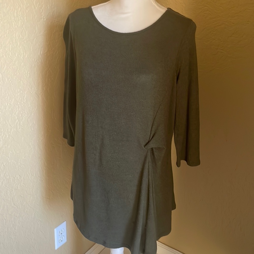 SJS Twist Olive Top